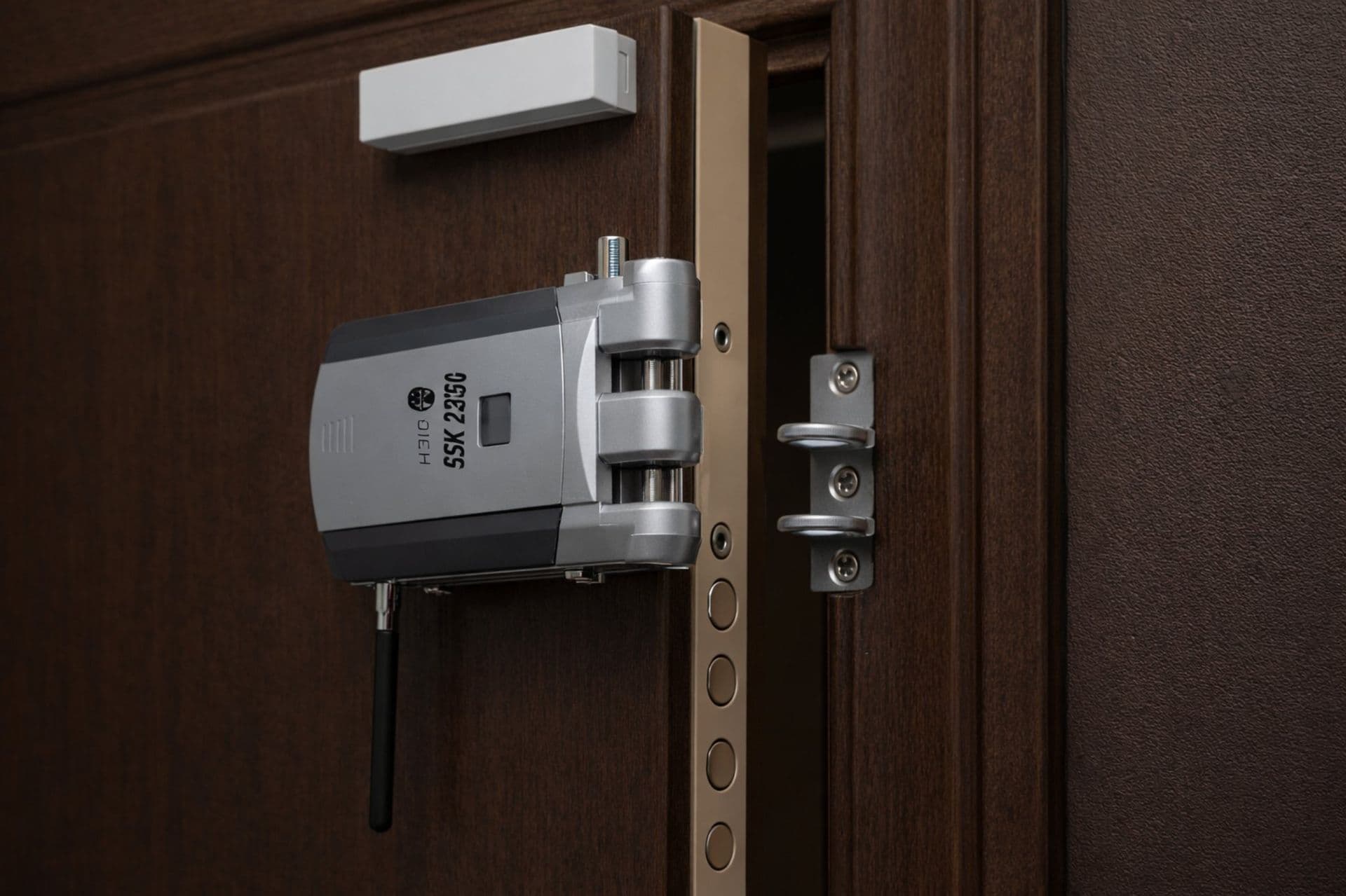 Cerraduras y refuerzos — foto 3