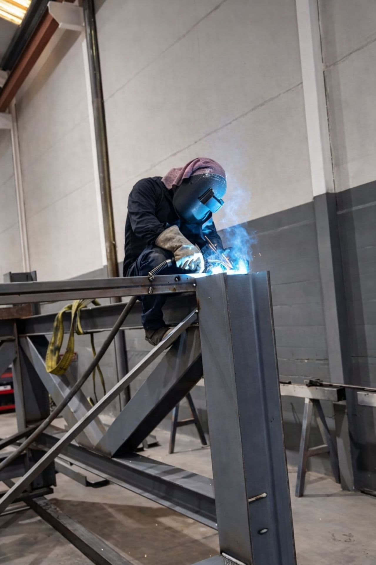 Trabajo de carpintería metálica (foto 4)